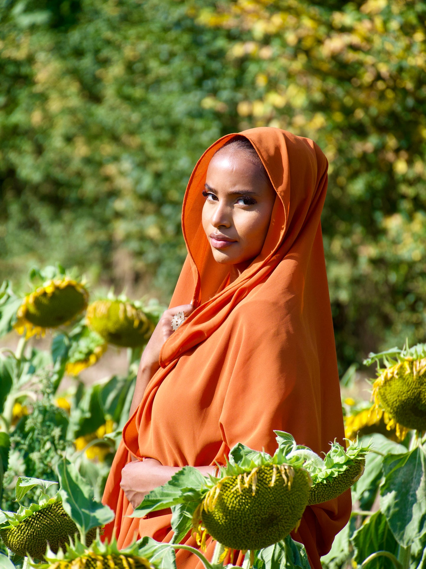 Aïcha – Melfha cousue et modernisée, prête-à-porter saharienne