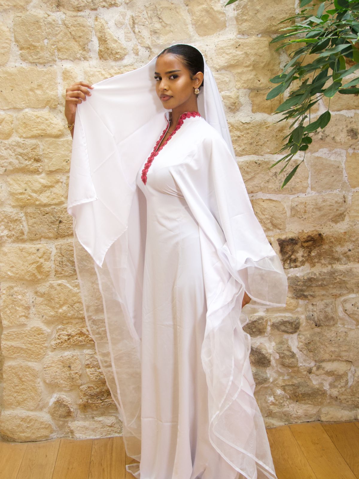 Hasna Dress – Élégance & Raffinement Artisanal