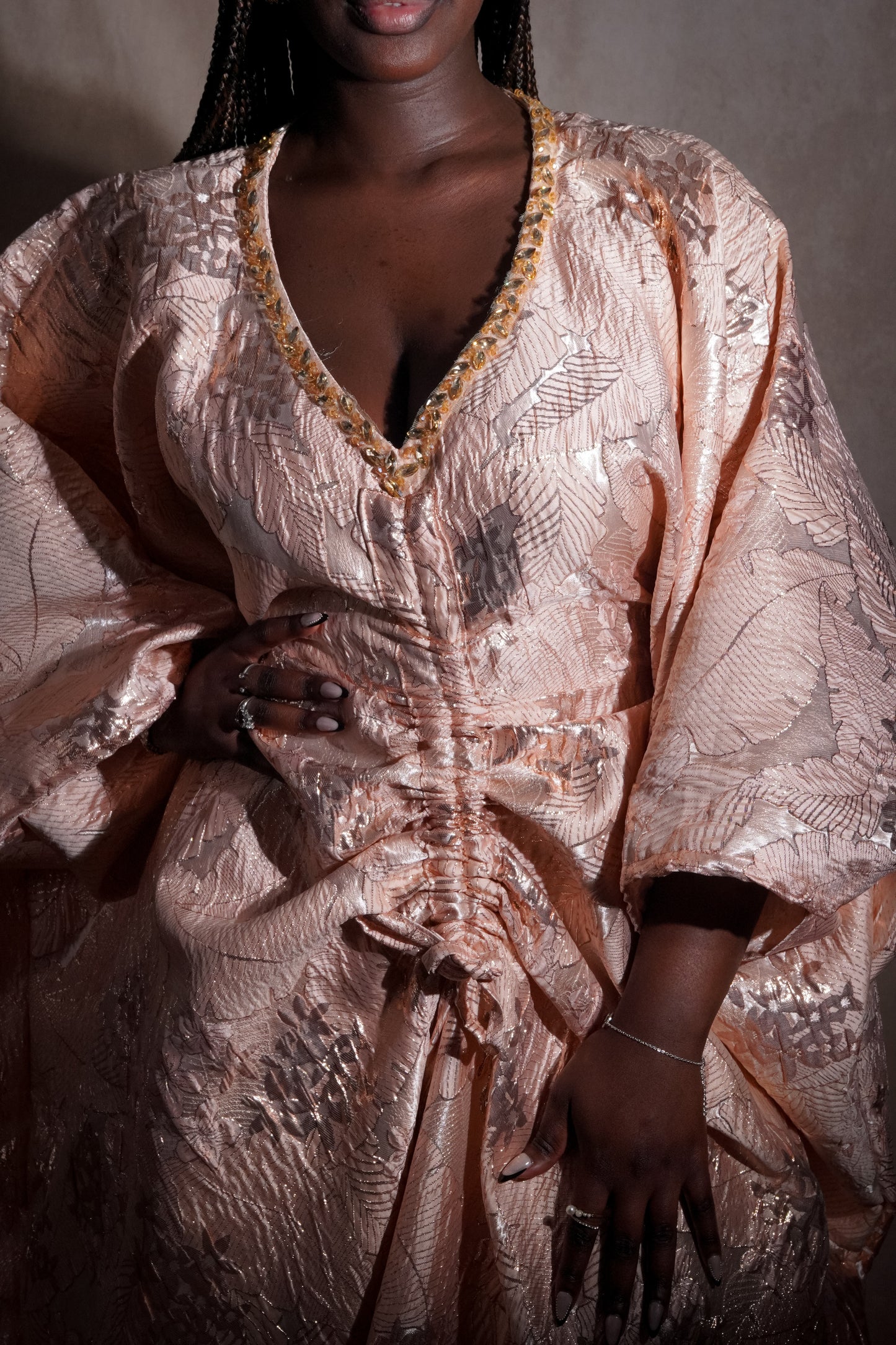 Olga Dress Petite DÉTAIL – robe africaine petite taille FRONCEE Maison Kemeti
