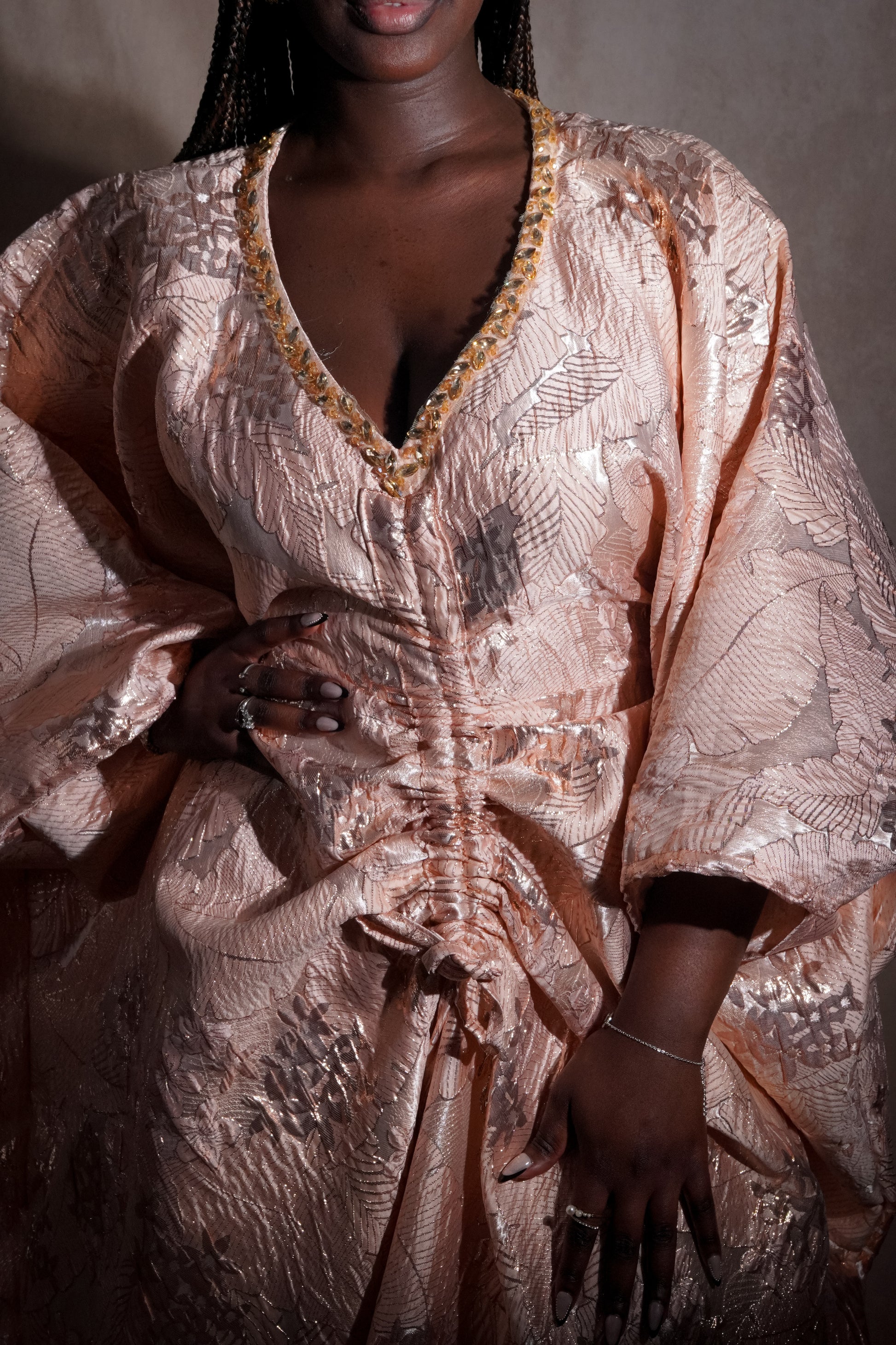 Olga Dress Petite DÉTAIL – robe africaine petite taille FRONCEE Maison Kemeti
