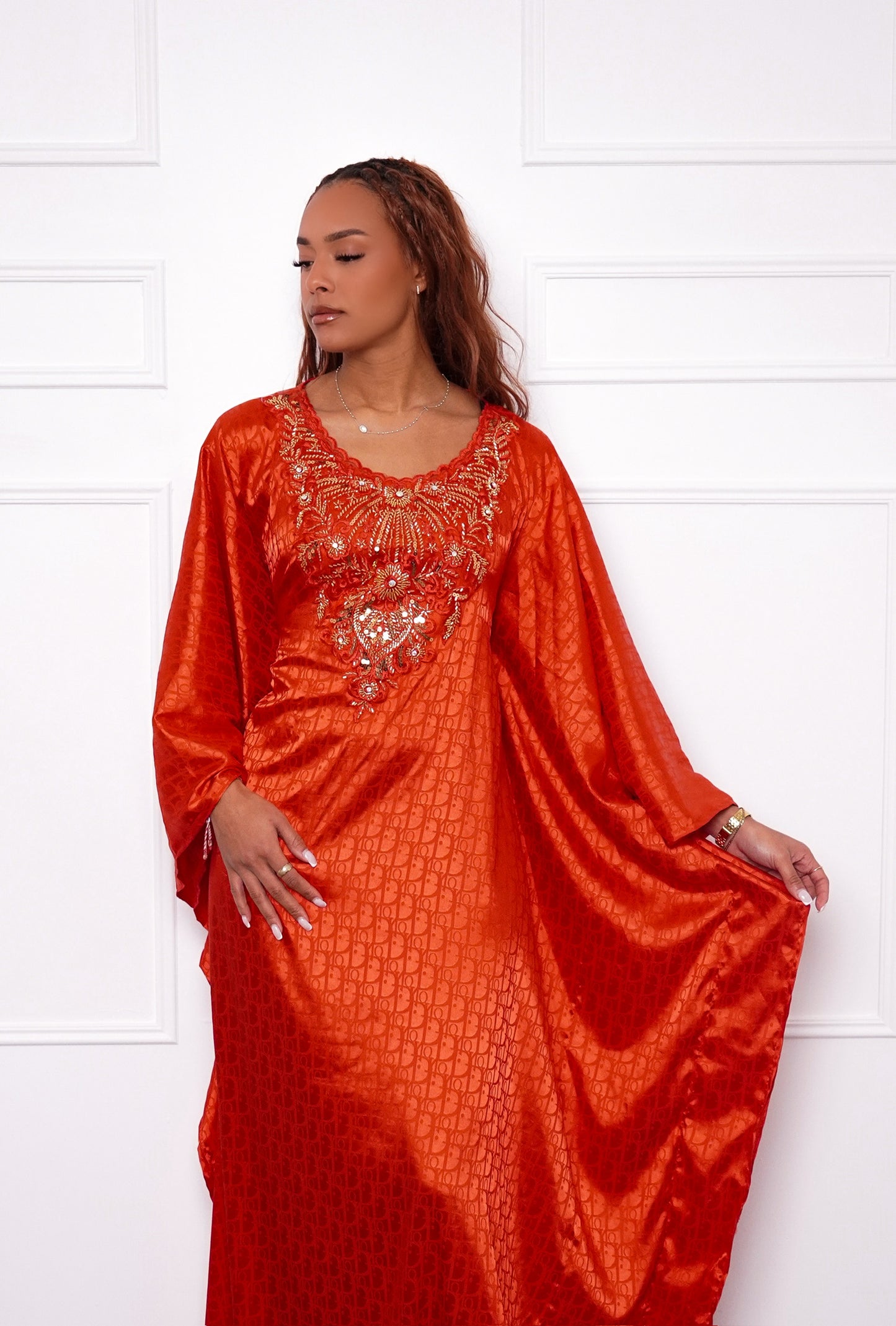 Aya Dress – Élégance festive